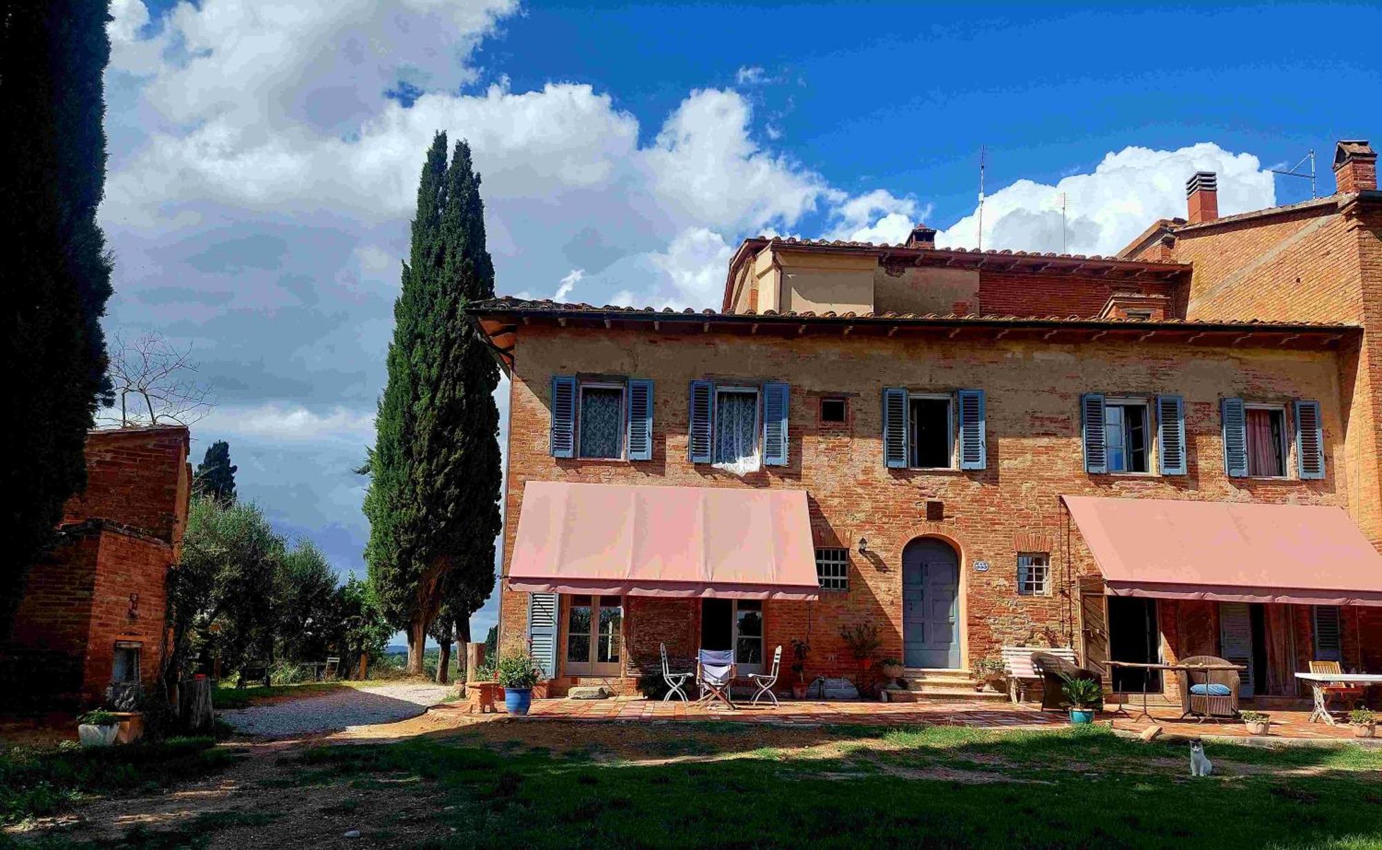 Casa Ezio Marchi - Due Appartamenti E Una Family Suite Bettolle Dış mekan fotoğraf