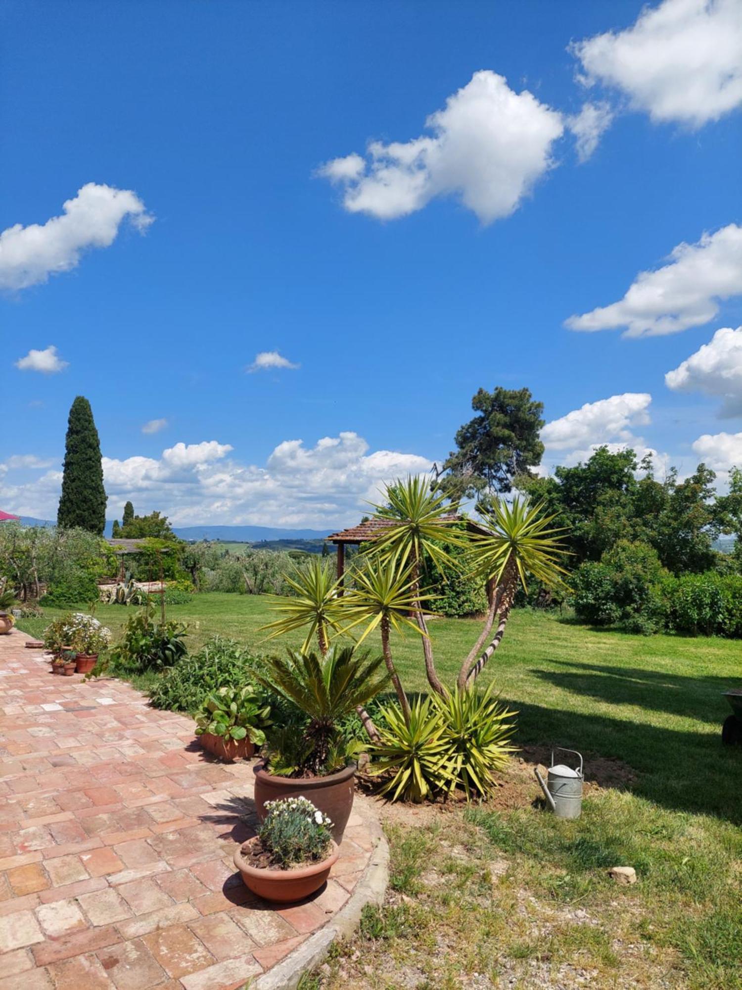 Casa Ezio Marchi - Due Appartamenti E Una Family Suite Bettolle Dış mekan fotoğraf